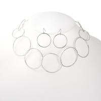 ROUND CIRCLE EARRINGS AND NECKLACE SET HNN+E89431