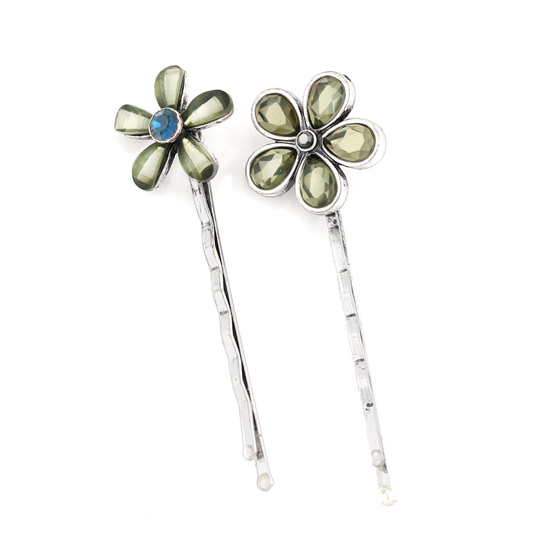 Silver-Tone Metal 2 Bobby Pin Hair Clip Measures 2Cm/20Mm. Bobby Pins Measure 5.5Cm/55Mm In Length.