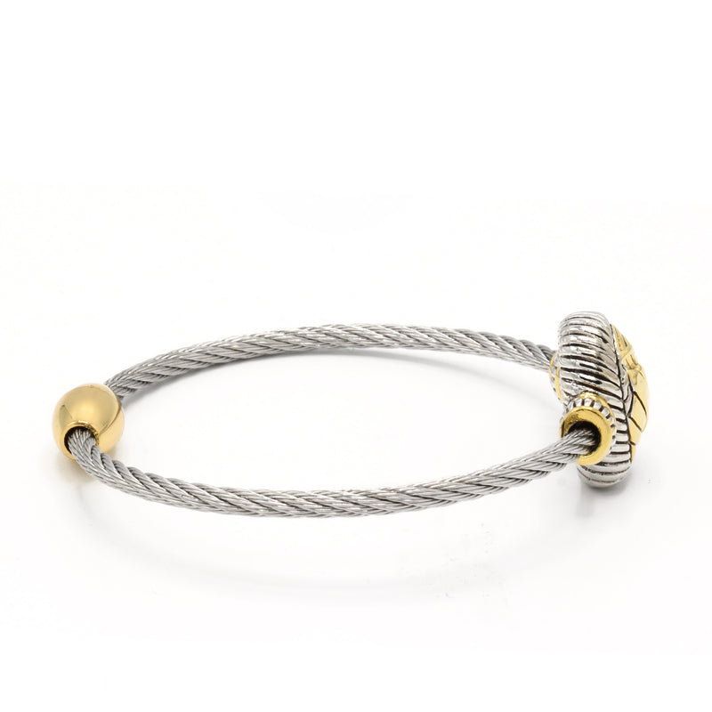 TWO TONE ENGRAVED HEART CLASSIC CABLE BRACELET