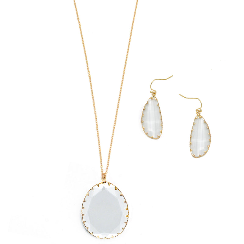 GOLD WHITE CRYSTAL PENDANT NECKLACE AND EARRINGS SET