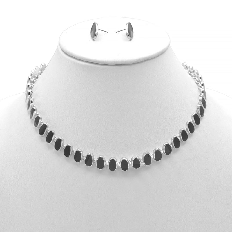SILVER BLACK NECKLACE AND EARRINGS SET