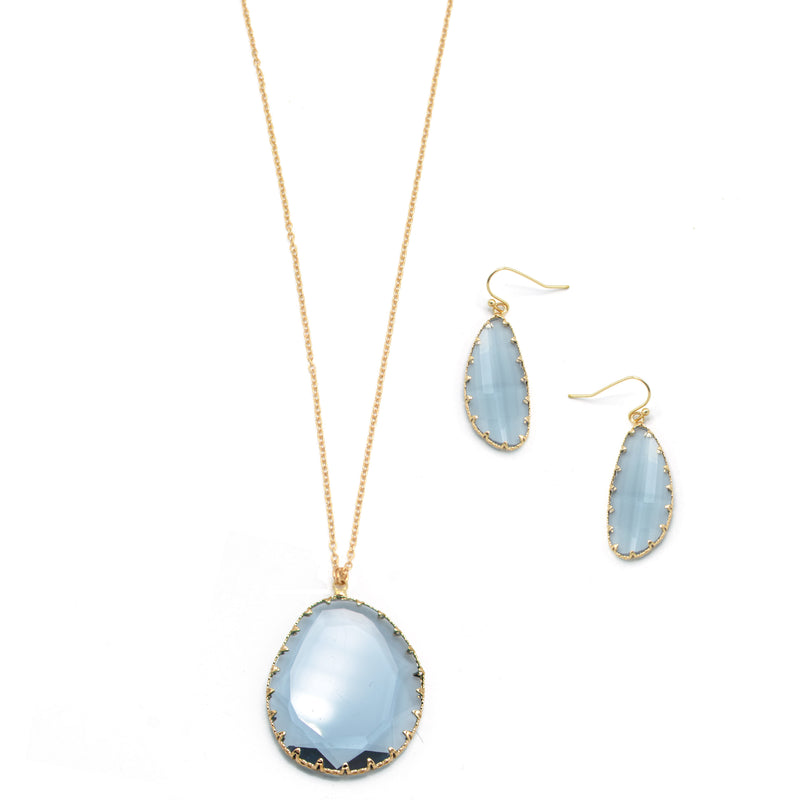 GOLD BLUE CRYSTAL PENDANT NECKLACE AND EARRINGS SET
