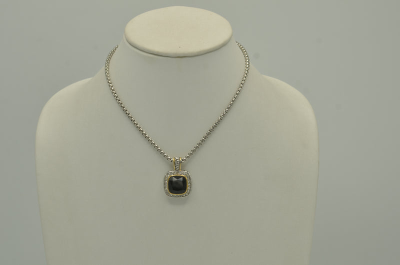 TWO TONE SQUARE BLACK CRYSTAL AND RHINESTONES ENGRAVED PENDANT BOX CHAIN NECKLACE