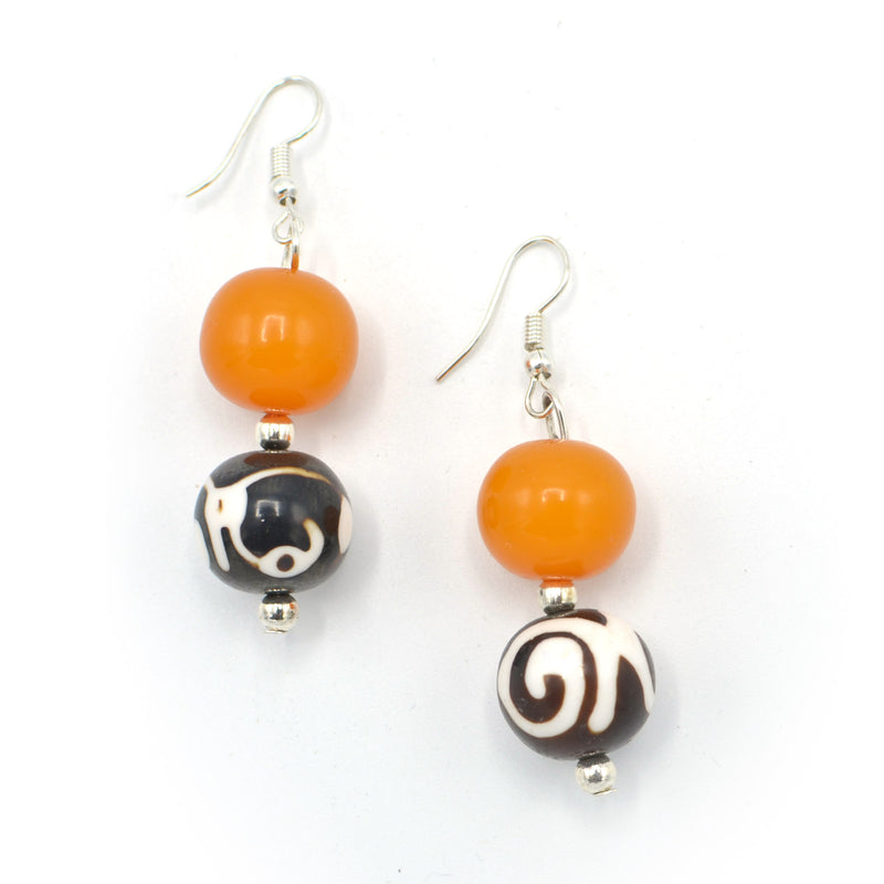 SILVER AMBER AND BROWN RESIN BEADS EARRINGS