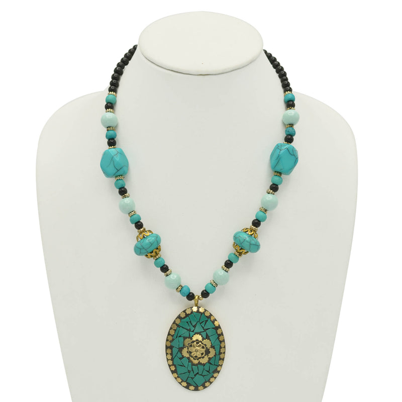 TURQUOISE AND BLACK BEADS WITH GOLD OVAL PENDANT NECKLACE