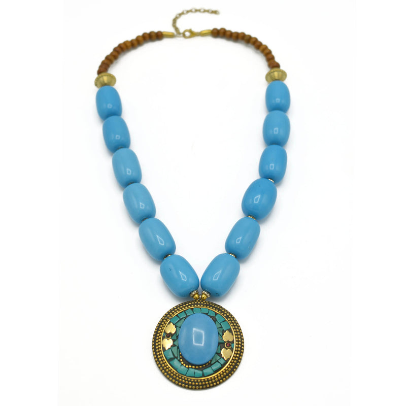 BLUE & BROWN BEADS WITH ROUND GOLD TURQUOISE PENDANT NECKLACE