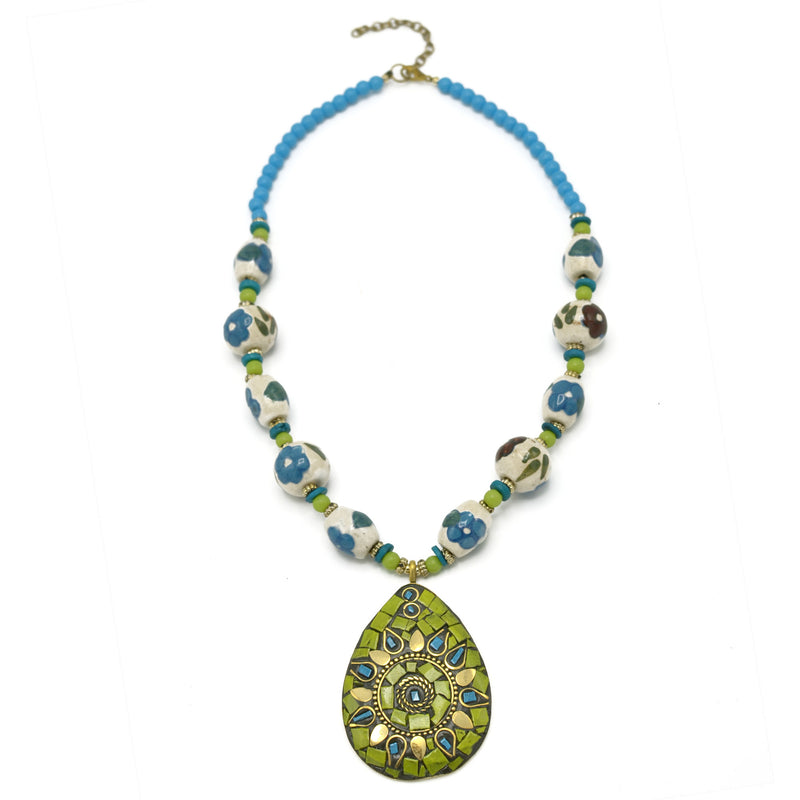 GREEN AND BLUE CERAMIC BEADS WITH GOLD OVAL PENDANT NECKLACE