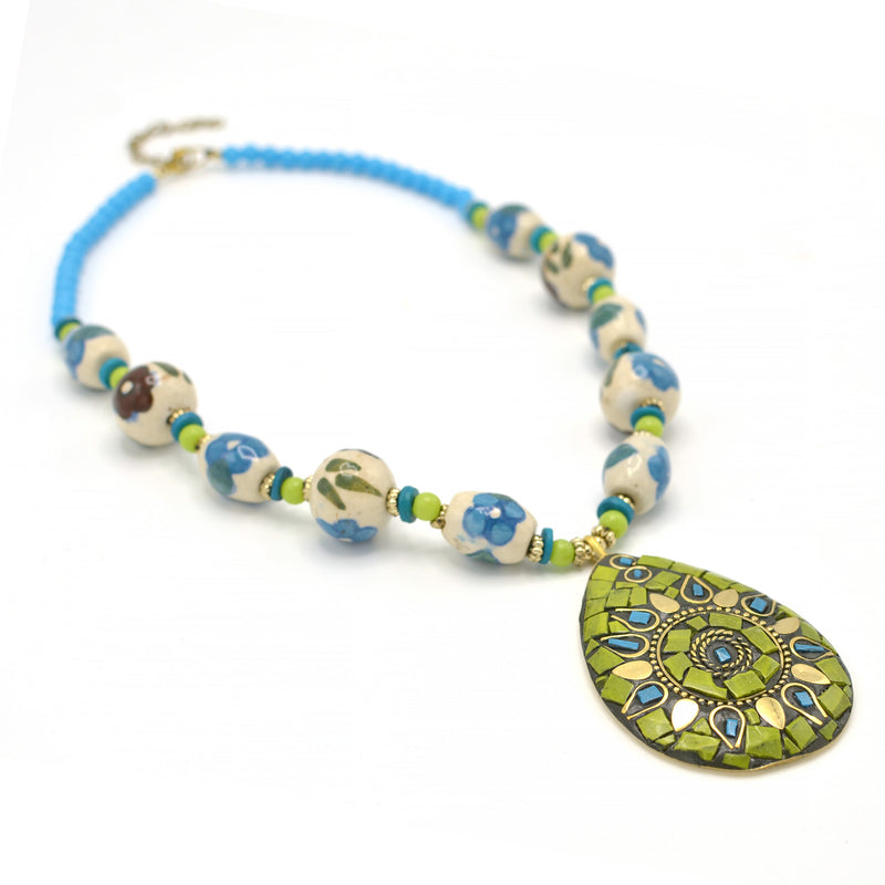 GREEN AND BLUE CERAMIC BEADS WITH GOLD OVAL PENDANT NECKLACE