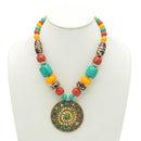 MULTI-COLOR BEAD GOLD ROUND PENDANT NECKLACE