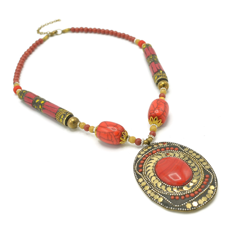 CORAL & CREAM BEADS WITH OVAL GOLD CORAL PENDANT NECKLACE