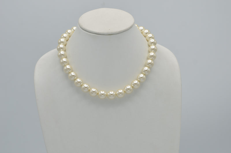 GOLD 12 MM CREAM PEARL SHORT NECKLACE