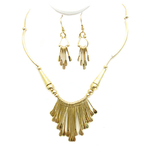 GOLD INTRICATE TRIBAL DESIGN NECKLACE AND EARRINGS SET